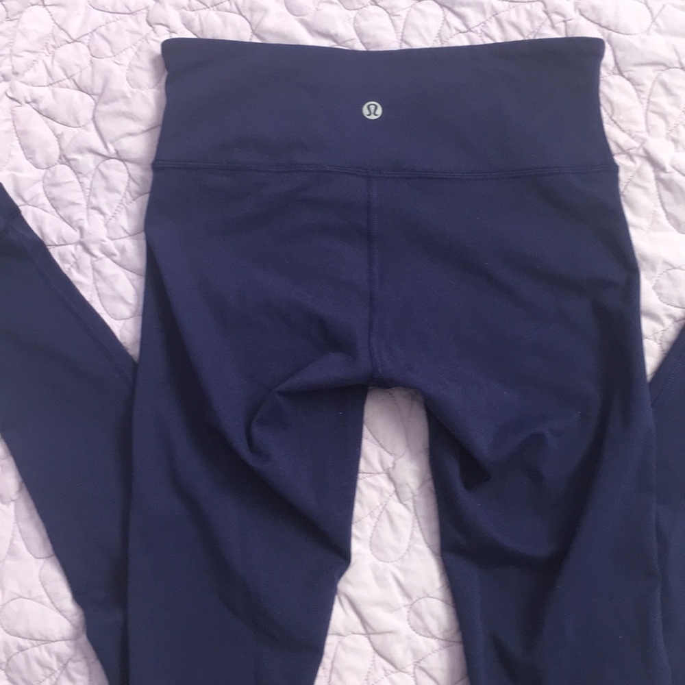 Lululemon Barely Worn Blue Wunder Under Leggings!